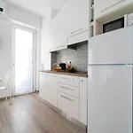 Modern Flat 10 Minutes Duomo
